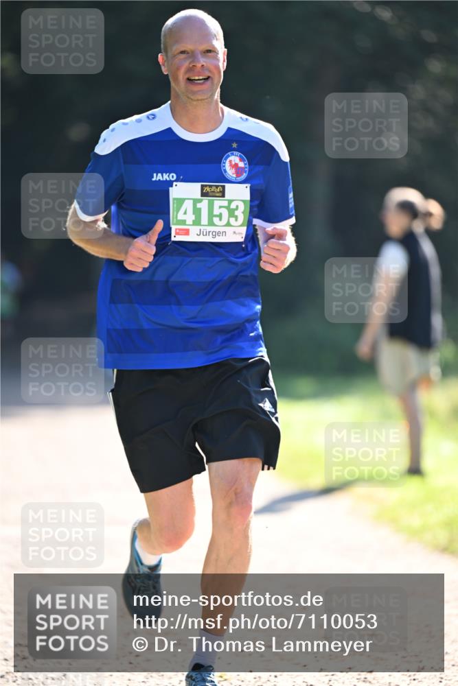 22.09.2024 - 32. Volkslauf durch das schöne Alstertal Dr. Thomas Lammeyer http://msf.ph/oto/7110053 22.09.2024 10:49:15 Laufen 9, 4153 meine-sportfotos.de