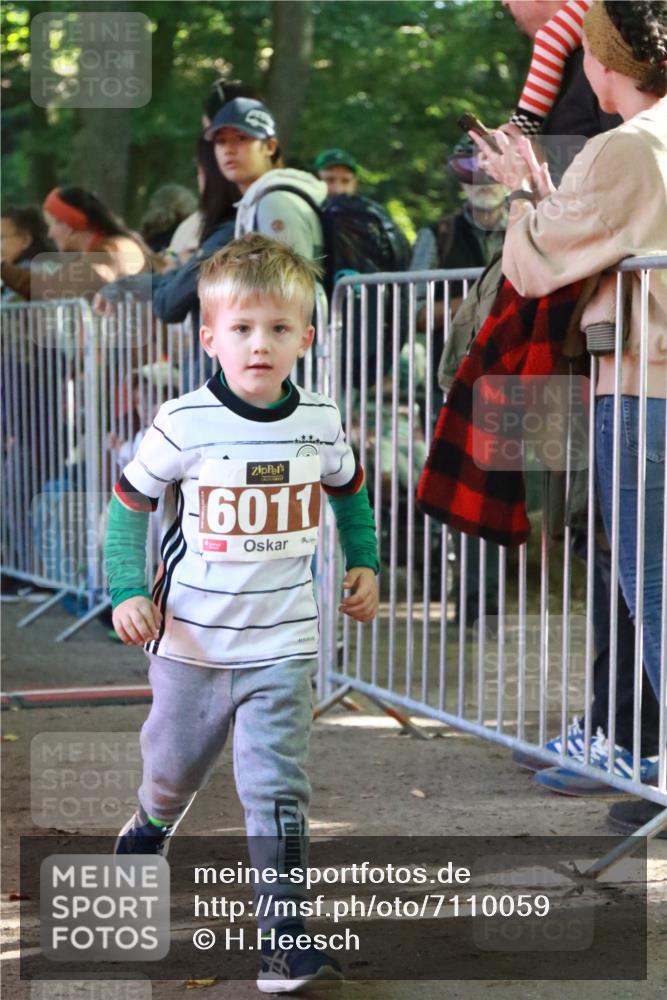 22.09.2024 - 32. Volkslauf durch das schöne Alstertal H.Heesch http://msf.ph/oto/7110059 22.09.2024 10:44:14 Ziel  meine-sportfotos.de