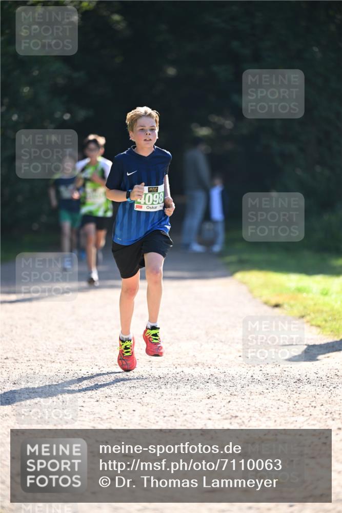 22.09.2024 - 32. Volkslauf durch das schöne Alstertal Dr. Thomas Lammeyer http://msf.ph/oto/7110063 22.09.2024 10:49:21 Laufen 4098 meine-sportfotos.de