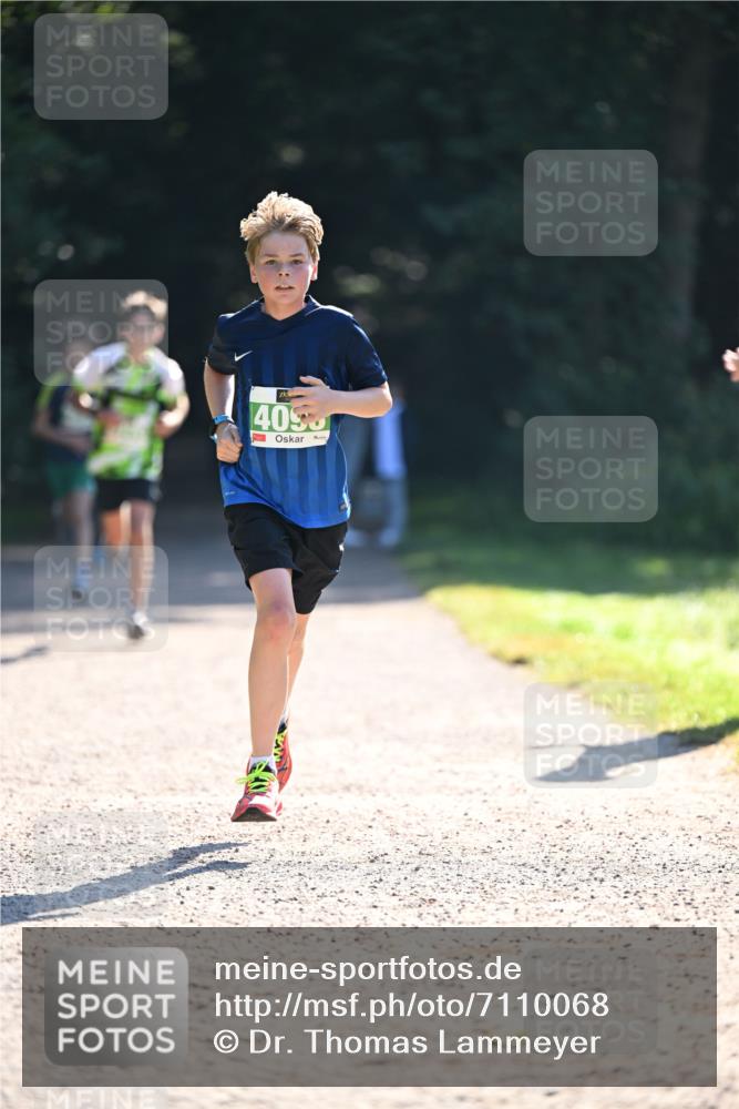 22.09.2024 - 32. Volkslauf durch das schöne Alstertal Dr. Thomas Lammeyer http://msf.ph/oto/7110068 22.09.2024 10:49:21 Laufen 409 meine-sportfotos.de