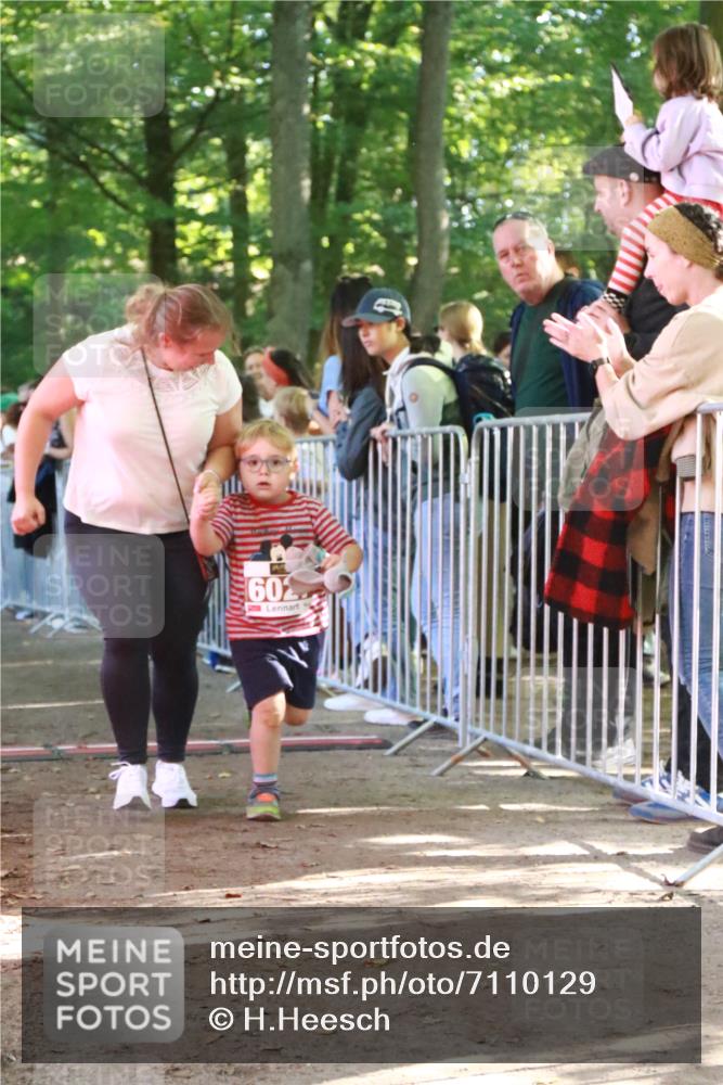 22.09.2024 - 32. Volkslauf durch das schöne Alstertal H.Heesch http://msf.ph/oto/7110129 22.09.2024 10:44:44 Ziel  meine-sportfotos.de