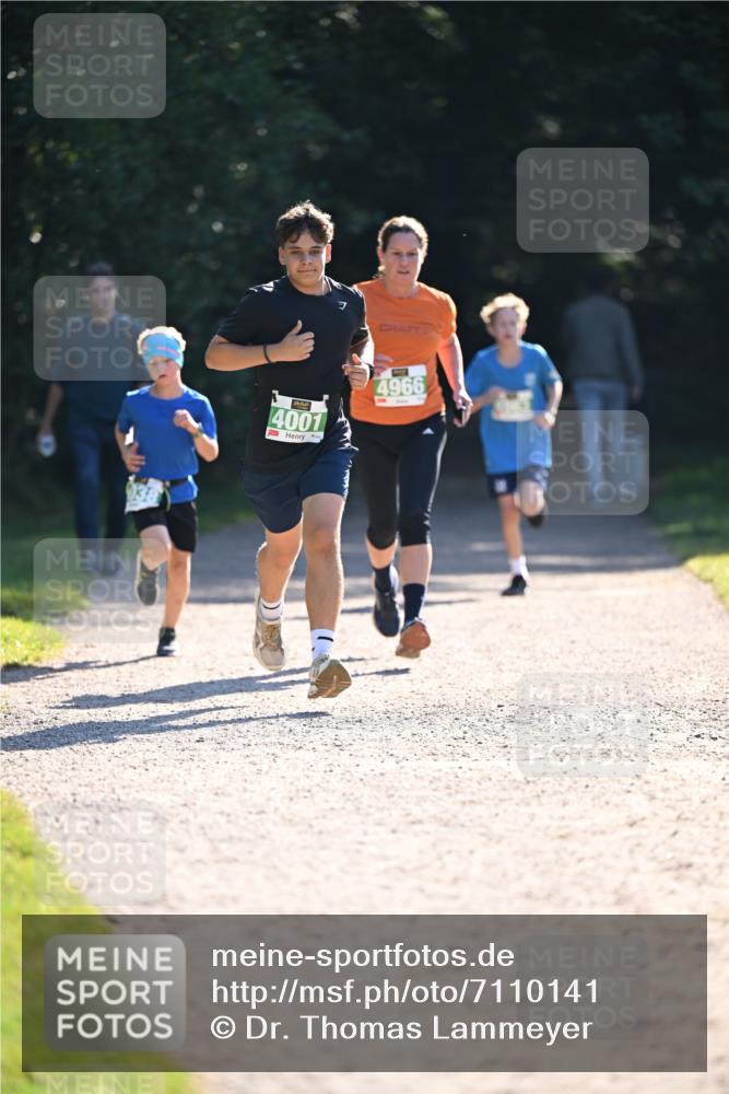 22.09.2024 - 32. Volkslauf durch das schöne Alstertal Dr. Thomas Lammeyer http://msf.ph/oto/7110141 22.09.2024 10:49:34 Laufen 4001, 4966 meine-sportfotos.de