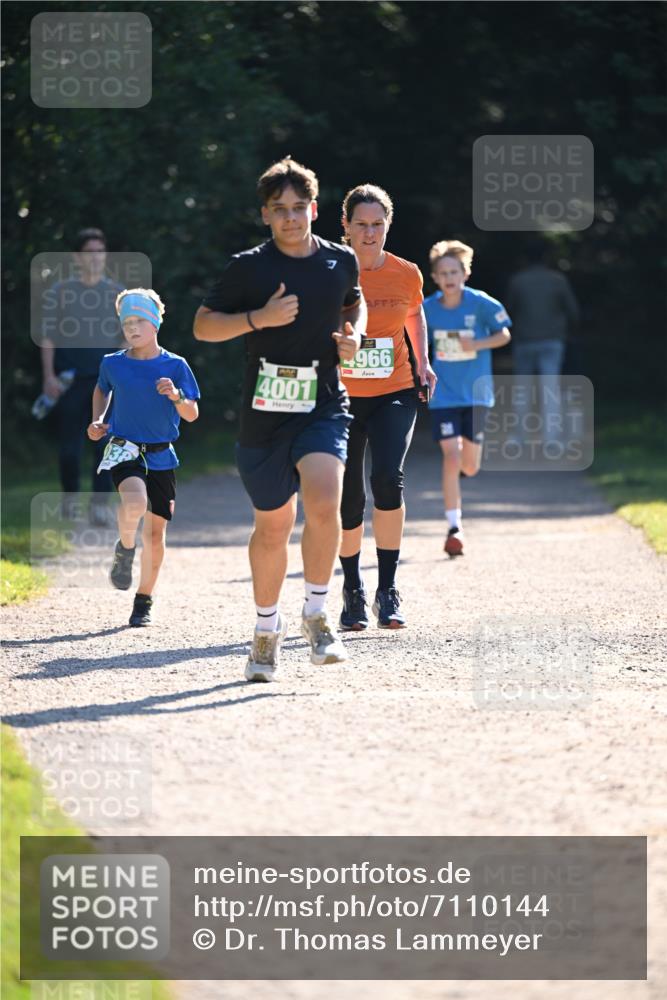 22.09.2024 - 32. Volkslauf durch das schöne Alstertal Dr. Thomas Lammeyer http://msf.ph/oto/7110144 22.09.2024 10:49:34 Laufen 4001, 966 meine-sportfotos.de
