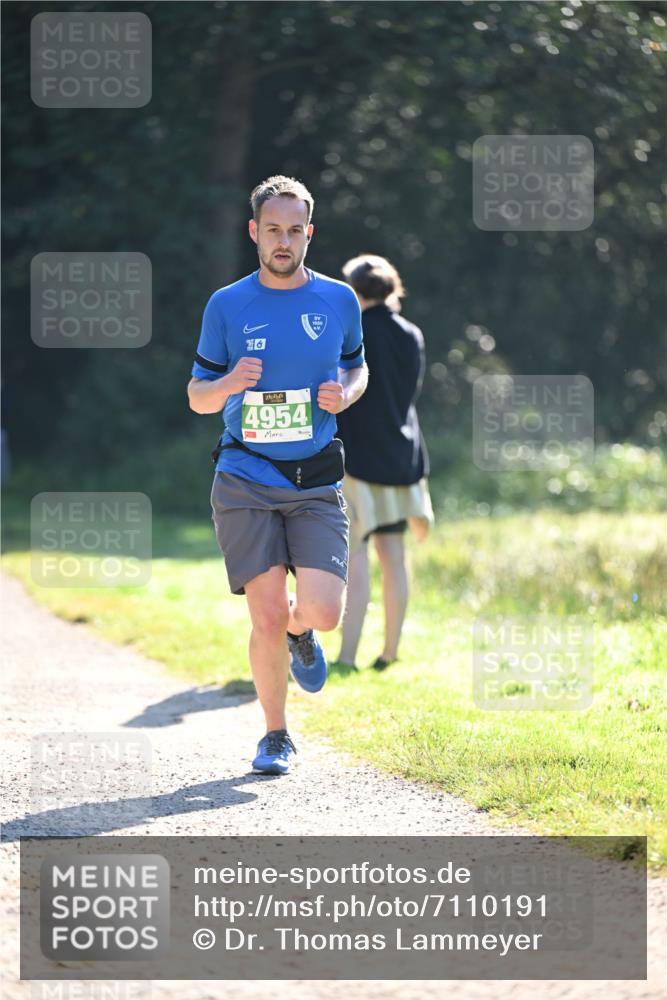 22.09.2024 - 32. Volkslauf durch das schöne Alstertal Dr. Thomas Lammeyer http://msf.ph/oto/7110191 22.09.2024 10:50:01 Laufen 6, 4954, 1920 meine-sportfotos.de