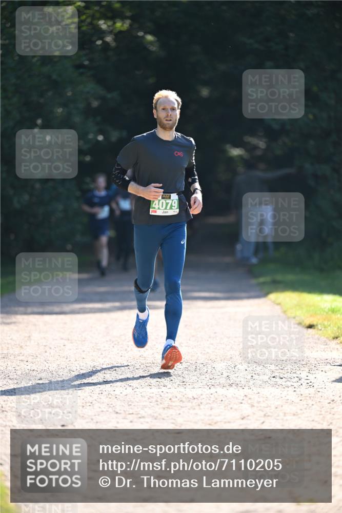 22.09.2024 - 32. Volkslauf durch das schöne Alstertal Dr. Thomas Lammeyer http://msf.ph/oto/7110205 22.09.2024 10:50:06 Laufen 4079 meine-sportfotos.de