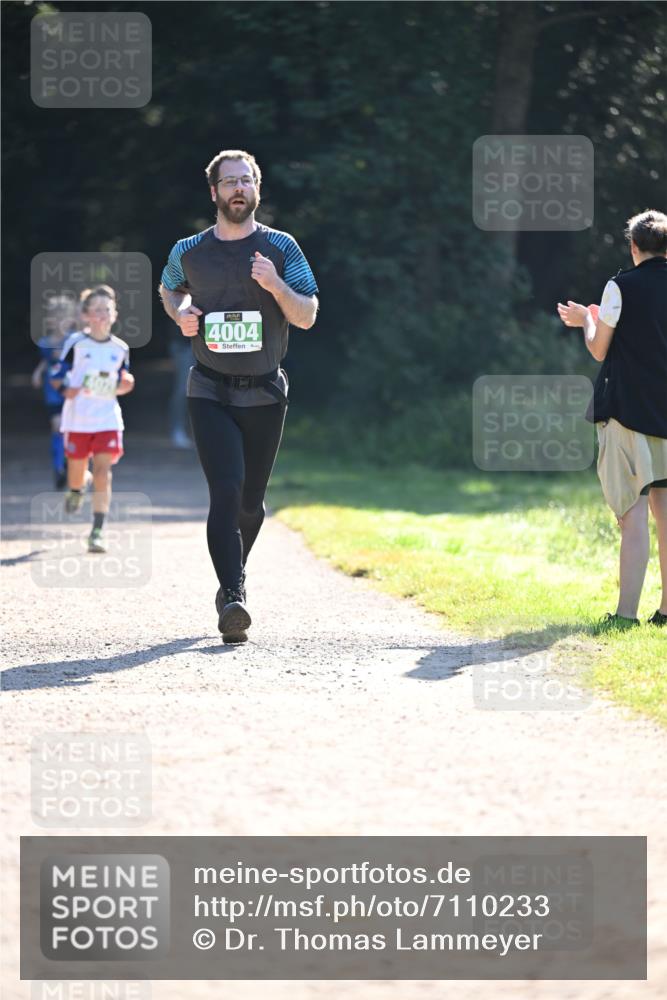 22.09.2024 - 32. Volkslauf durch das schöne Alstertal Dr. Thomas Lammeyer http://msf.ph/oto/7110233 22.09.2024 10:50:14 Laufen 4004 meine-sportfotos.de