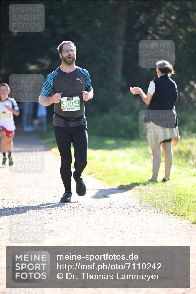 22.09.2024 - 32. Volkslauf durch das schöne Alstertal Dr. Thomas Lammeyer http://msf.ph/oto/7110242 22.09.2024 10:50:14 Laufen 4004 meine-sportfotos.de