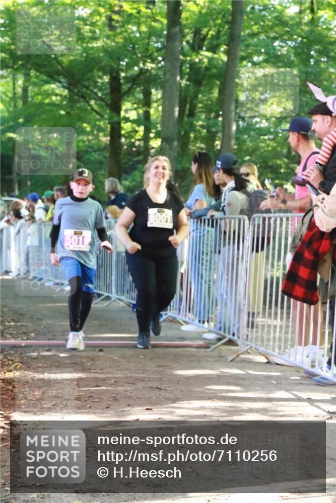 22.09.2024 - 32. Volkslauf durch das schöne Alstertal H.Heesch http://msf.ph/oto/7110256 22.09.2024 10:45:11 Ziel 5019 meine-sportfotos.de