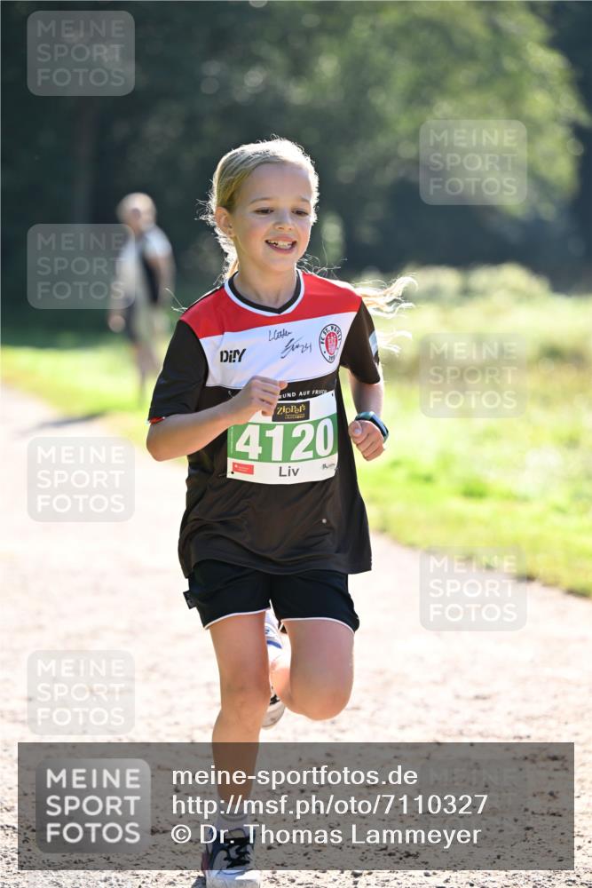 22.09.2024 - 32. Volkslauf durch das schöne Alstertal Dr. Thomas Lammeyer http://msf.ph/oto/7110327 22.09.2024 10:50:24 Laufen 24, 14120 meine-sportfotos.de