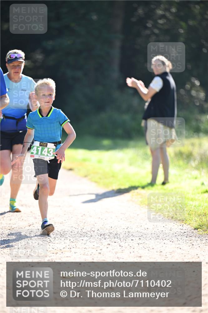 22.09.2024 - 32. Volkslauf durch das schöne Alstertal Dr. Thomas Lammeyer http://msf.ph/oto/7110402 22.09.2024 10:50:53 Laufen 4143 meine-sportfotos.de