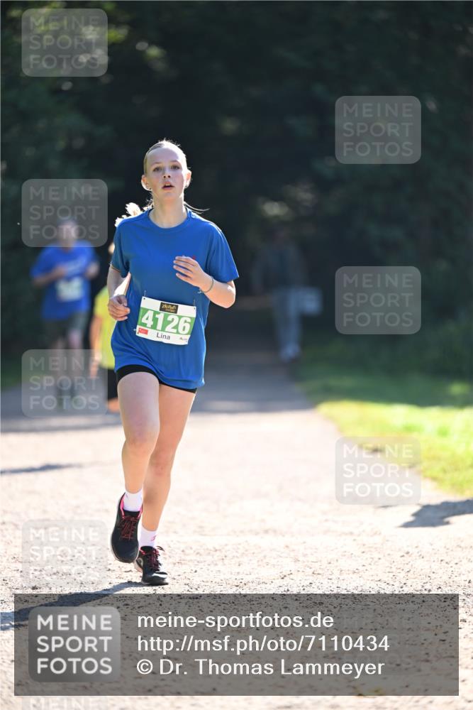 22.09.2024 - 32. Volkslauf durch das schöne Alstertal Dr. Thomas Lammeyer http://msf.ph/oto/7110434 22.09.2024 10:50:57 Laufen 4126, 1 meine-sportfotos.de