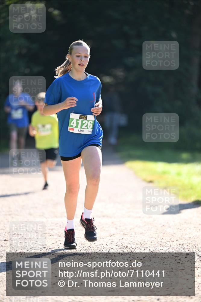 22.09.2024 - 32. Volkslauf durch das schöne Alstertal Dr. Thomas Lammeyer http://msf.ph/oto/7110441 22.09.2024 10:50:57 Laufen 4126, 1 meine-sportfotos.de