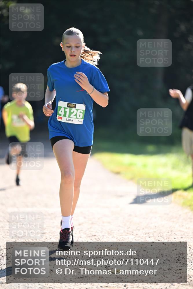 22.09.2024 - 32. Volkslauf durch das schöne Alstertal Dr. Thomas Lammeyer http://msf.ph/oto/7110447 22.09.2024 10:50:58 Laufen 4126 meine-sportfotos.de