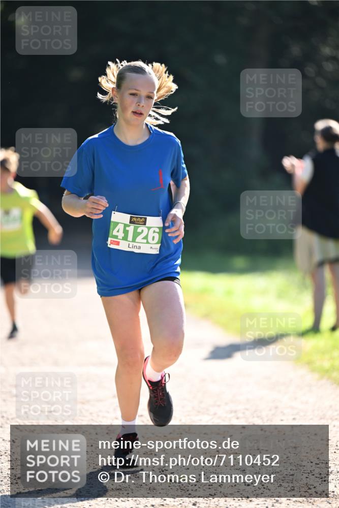 22.09.2024 - 32. Volkslauf durch das schöne Alstertal Dr. Thomas Lammeyer http://msf.ph/oto/7110452 22.09.2024 10:50:58 Laufen 4126 meine-sportfotos.de