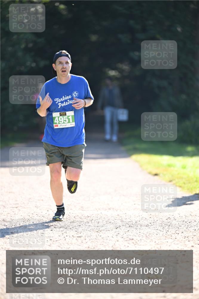 22.09.2024 - 32. Volkslauf durch das schöne Alstertal Dr. Thomas Lammeyer http://msf.ph/oto/7110497 22.09.2024 10:51:03 Laufen 4951 meine-sportfotos.de