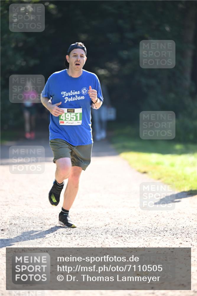 22.09.2024 - 32. Volkslauf durch das schöne Alstertal Dr. Thomas Lammeyer http://msf.ph/oto/7110505 22.09.2024 10:51:03 Laufen 4951 meine-sportfotos.de