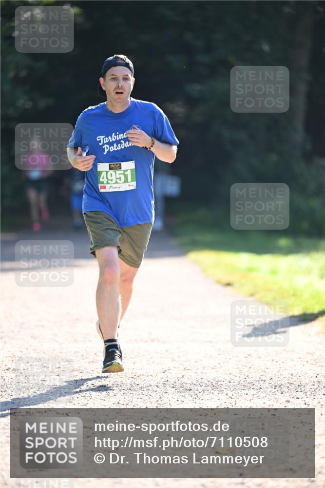 22.09.2024 - 32. Volkslauf durch das schöne Alstertal Dr. Thomas Lammeyer http://msf.ph/oto/7110508 22.09.2024 10:51:03 Laufen 4951 meine-sportfotos.de