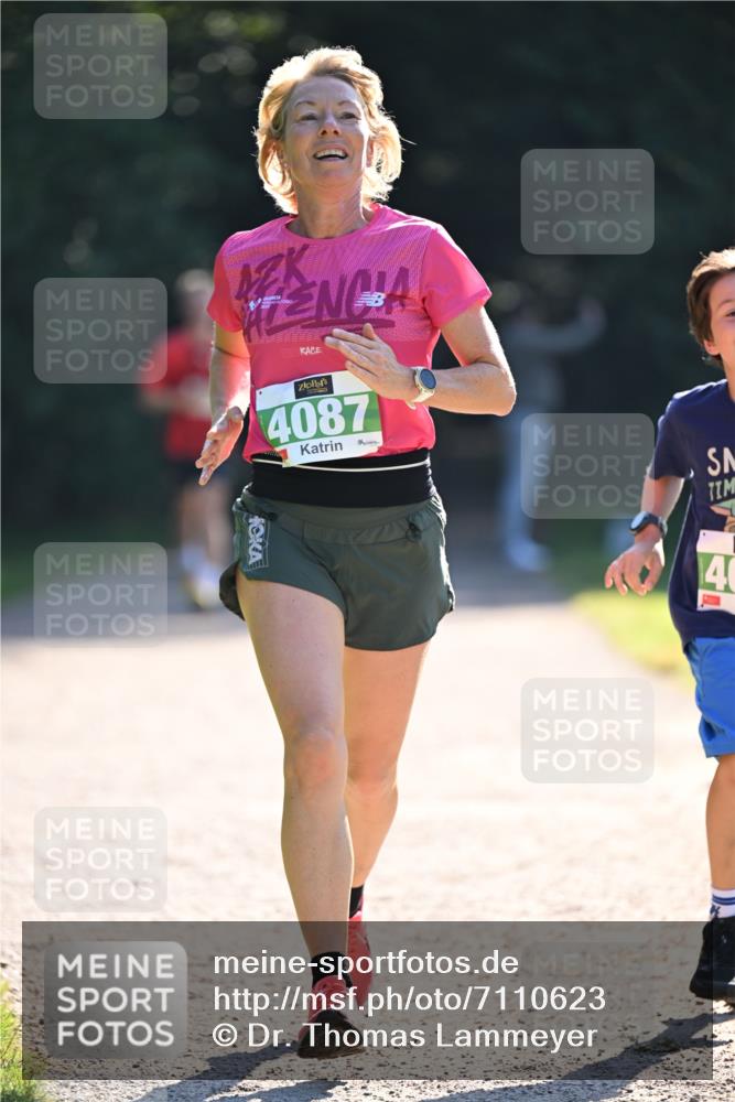 22.09.2024 - 32. Volkslauf durch das schöne Alstertal Dr. Thomas Lammeyer http://msf.ph/oto/7110623 22.09.2024 10:51:15 Laufen 4087 meine-sportfotos.de
