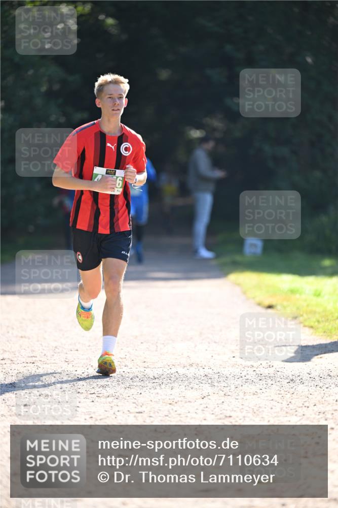 22.09.2024 - 32. Volkslauf durch das schöne Alstertal Dr. Thomas Lammeyer http://msf.ph/oto/7110634 22.09.2024 10:51:20 Laufen 6 meine-sportfotos.de