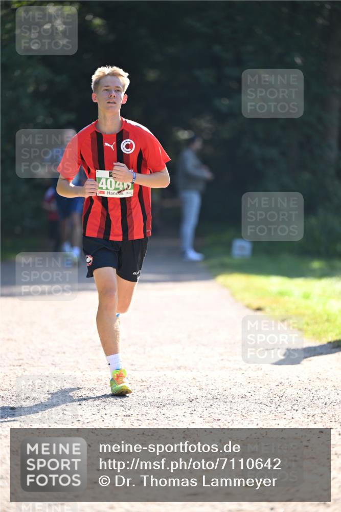 22.09.2024 - 32. Volkslauf durch das schöne Alstertal Dr. Thomas Lammeyer http://msf.ph/oto/7110642 22.09.2024 10:51:20 Laufen 4040 meine-sportfotos.de