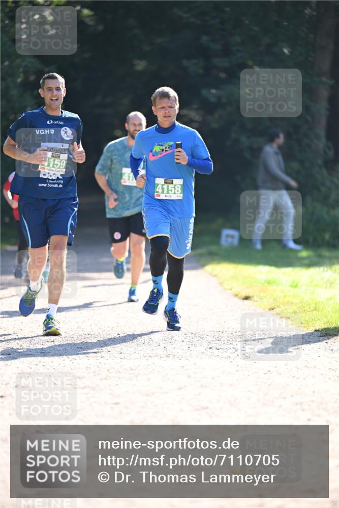 22.09.2024 - 32. Volkslauf durch das schöne Alstertal Dr. Thomas Lammeyer http://msf.ph/oto/7110705 22.09.2024 10:51:25 Laufen 159, 4158 meine-sportfotos.de
