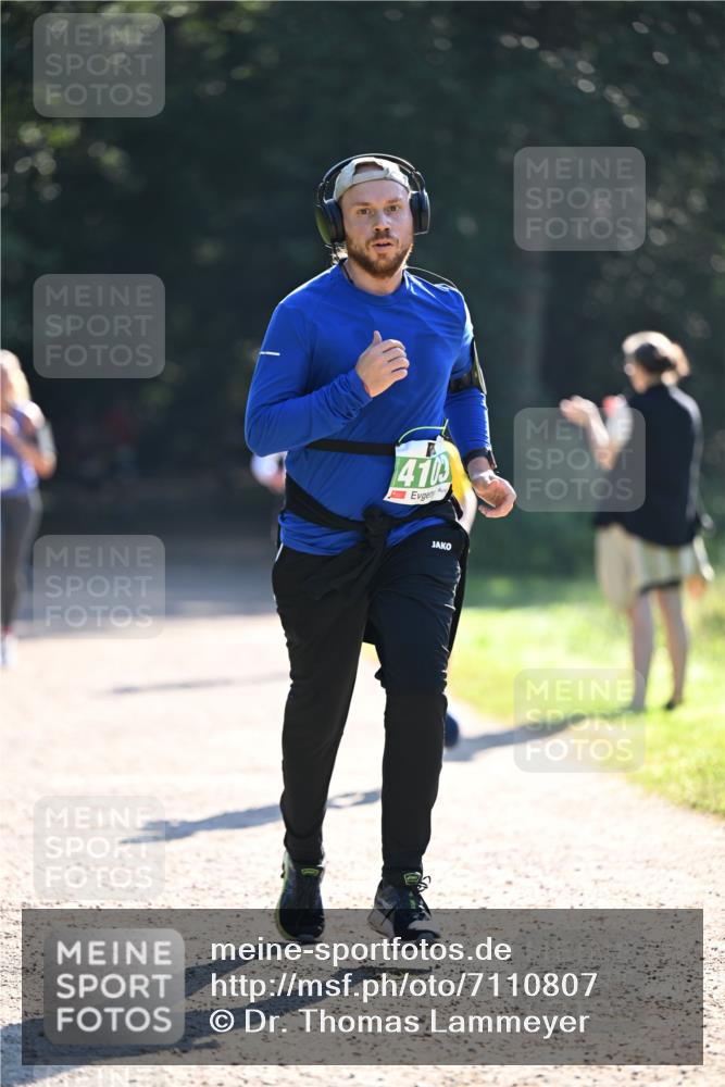 22.09.2024 - 32. Volkslauf durch das schöne Alstertal Dr. Thomas Lammeyer http://msf.ph/oto/7110807 22.09.2024 10:51:35 Laufen 410 meine-sportfotos.de