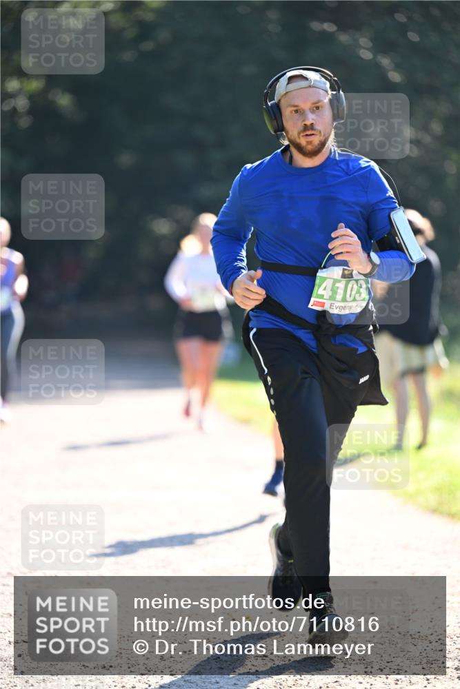 22.09.2024 - 32. Volkslauf durch das schöne Alstertal Dr. Thomas Lammeyer http://msf.ph/oto/7110816 22.09.2024 10:51:35 Laufen 4103 meine-sportfotos.de