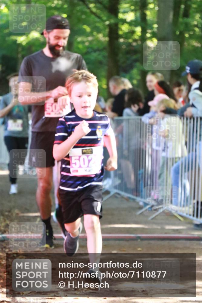 22.09.2024 - 32. Volkslauf durch das schöne Alstertal H.Heesch http://msf.ph/oto/7110877 22.09.2024 10:48:35 Ziel 5008, 5009, 5013, 5020, 5028, 5036, 5969, 5971 meine-sportfotos.de