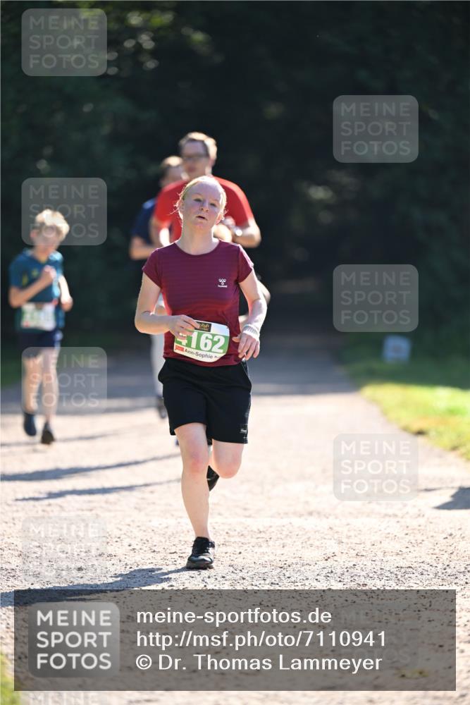 22.09.2024 - 32. Volkslauf durch das schöne Alstertal Dr. Thomas Lammeyer http://msf.ph/oto/7110941 22.09.2024 10:51:52 Laufen 162 meine-sportfotos.de