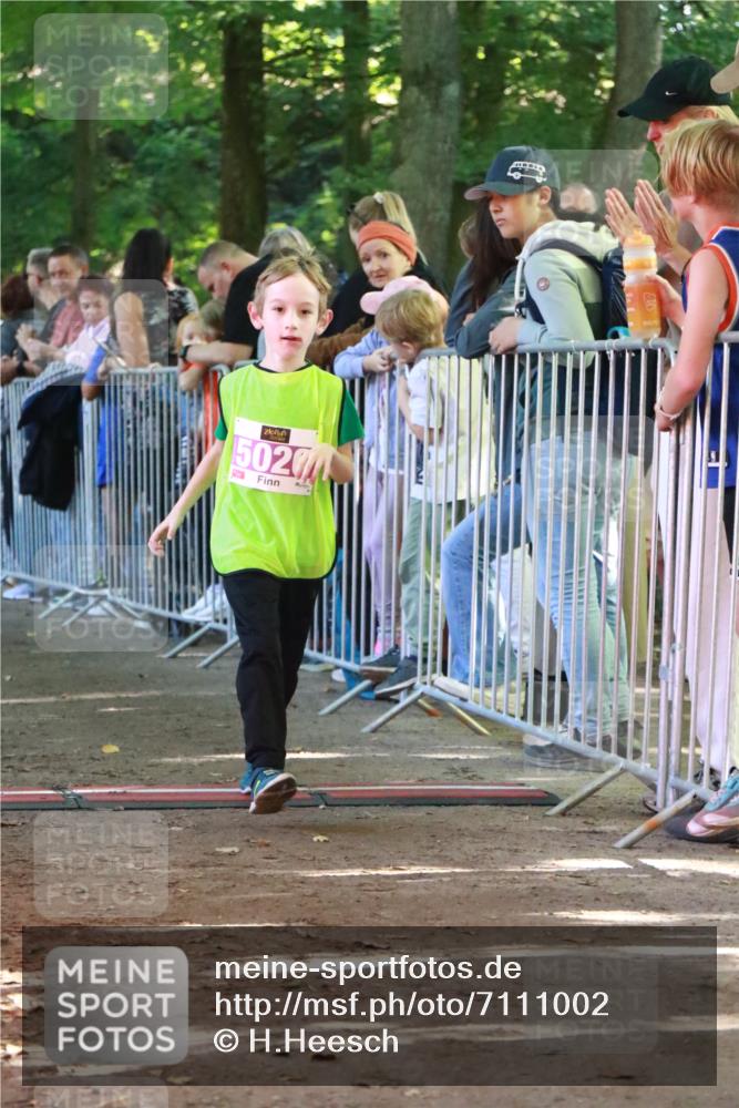 22.09.2024 - 32. Volkslauf durch das schöne Alstertal H.Heesch http://msf.ph/oto/7111002 22.09.2024 10:48:55 Ziel 5026 meine-sportfotos.de
