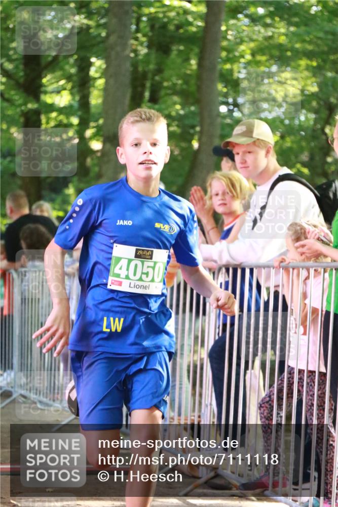 22.09.2024 - 32. Volkslauf durch das schöne Alstertal H.Heesch http://msf.ph/oto/7111118 22.09.2024 10:50:19 Ziel 4050, 4070 meine-sportfotos.de