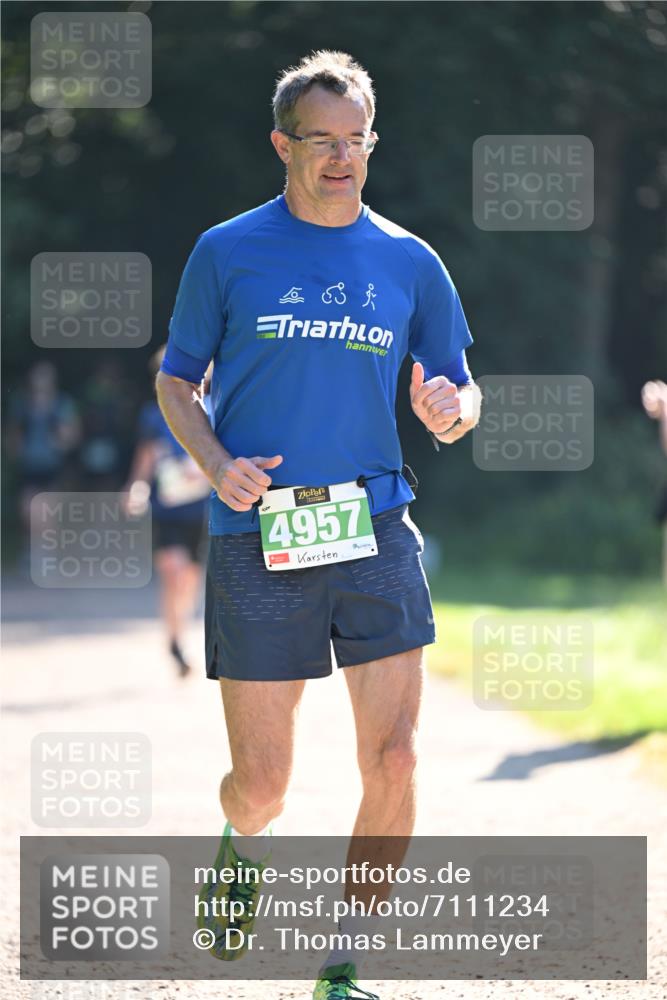 22.09.2024 - 32. Volkslauf durch das schöne Alstertal Dr. Thomas Lammeyer http://msf.ph/oto/7111234 22.09.2024 10:52:34 Laufen 4957 meine-sportfotos.de