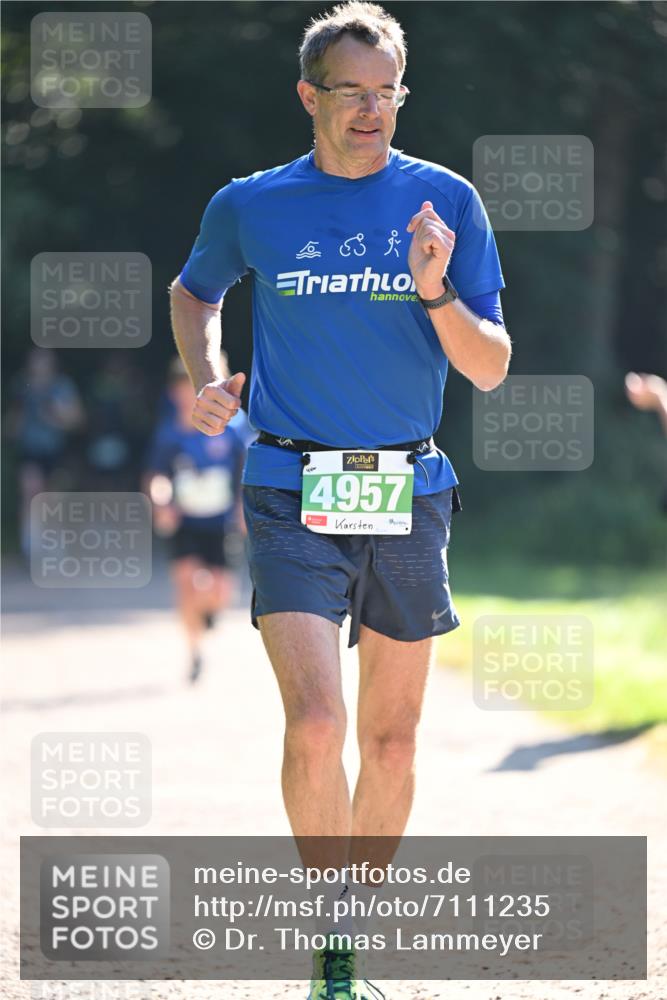 22.09.2024 - 32. Volkslauf durch das schöne Alstertal Dr. Thomas Lammeyer http://msf.ph/oto/7111235 22.09.2024 10:52:35 Laufen 4957 meine-sportfotos.de