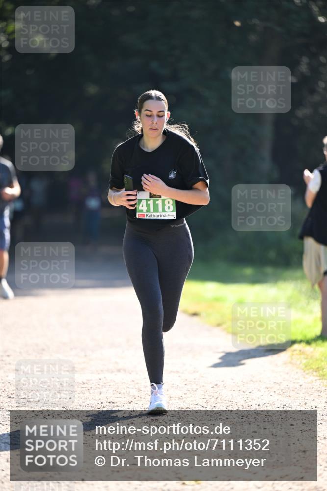 22.09.2024 - 32. Volkslauf durch das schöne Alstertal Dr. Thomas Lammeyer http://msf.ph/oto/7111352 22.09.2024 10:52:52 Laufen 4118 meine-sportfotos.de