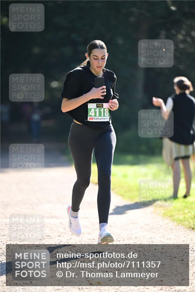 22.09.2024 - 32. Volkslauf durch das schöne Alstertal Dr. Thomas Lammeyer http://msf.ph/oto/7111357 22.09.2024 10:52:52 Laufen 4118 meine-sportfotos.de