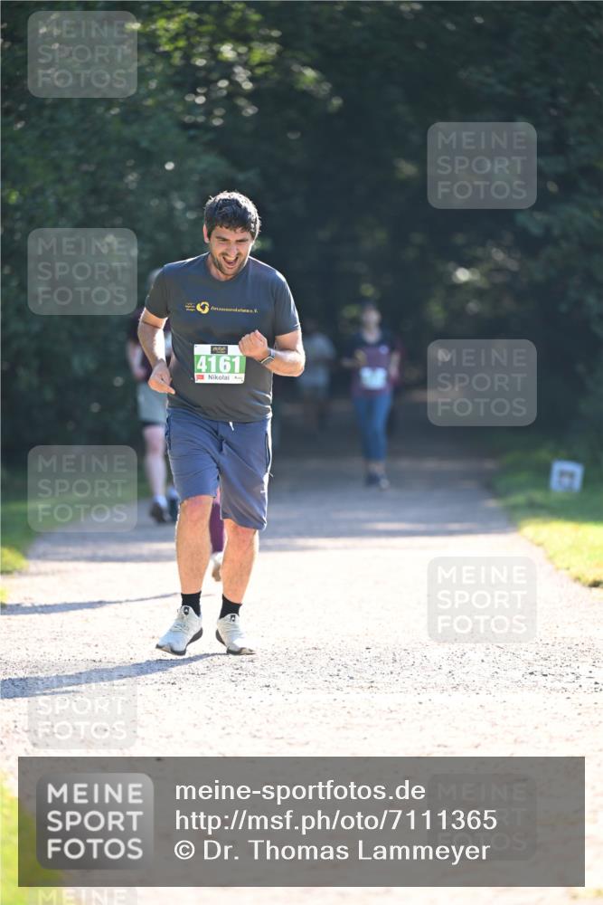 22.09.2024 - 32. Volkslauf durch das schöne Alstertal Dr. Thomas Lammeyer http://msf.ph/oto/7111365 22.09.2024 10:52:55 Laufen 4161 meine-sportfotos.de