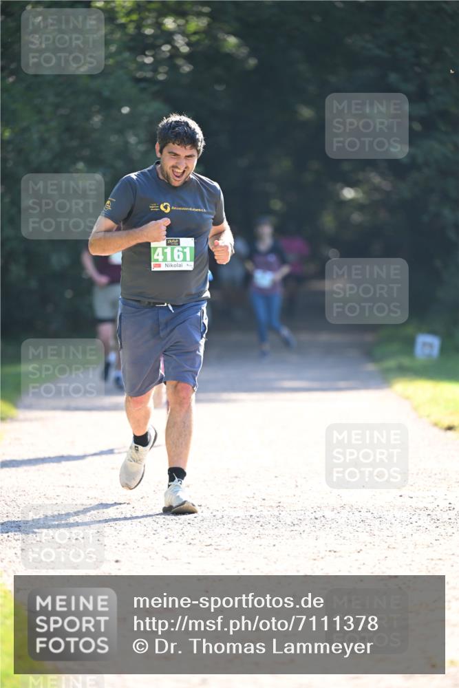 22.09.2024 - 32. Volkslauf durch das schöne Alstertal Dr. Thomas Lammeyer http://msf.ph/oto/7111378 22.09.2024 10:52:56 Laufen 4161 meine-sportfotos.de
