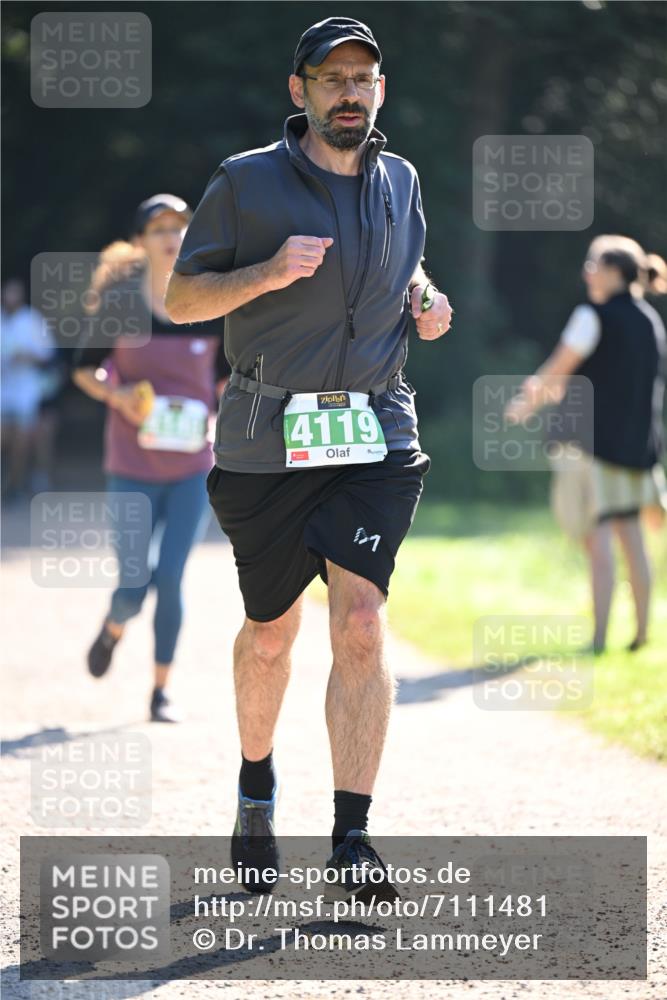 22.09.2024 - 32. Volkslauf durch das schöne Alstertal Dr. Thomas Lammeyer http://msf.ph/oto/7111481 22.09.2024 10:53:06 Laufen 4119 meine-sportfotos.de