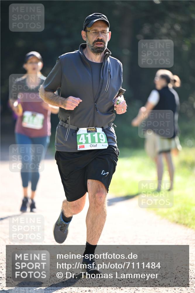 22.09.2024 - 32. Volkslauf durch das schöne Alstertal Dr. Thomas Lammeyer http://msf.ph/oto/7111484 22.09.2024 10:53:06 Laufen 4119 meine-sportfotos.de