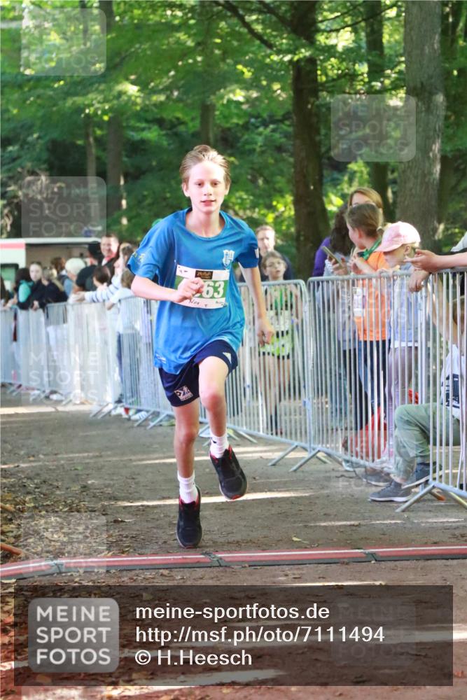22.09.2024 - 32. Volkslauf durch das schöne Alstertal H.Heesch http://msf.ph/oto/7111494 22.09.2024 10:53:22 Ziel 4963 meine-sportfotos.de