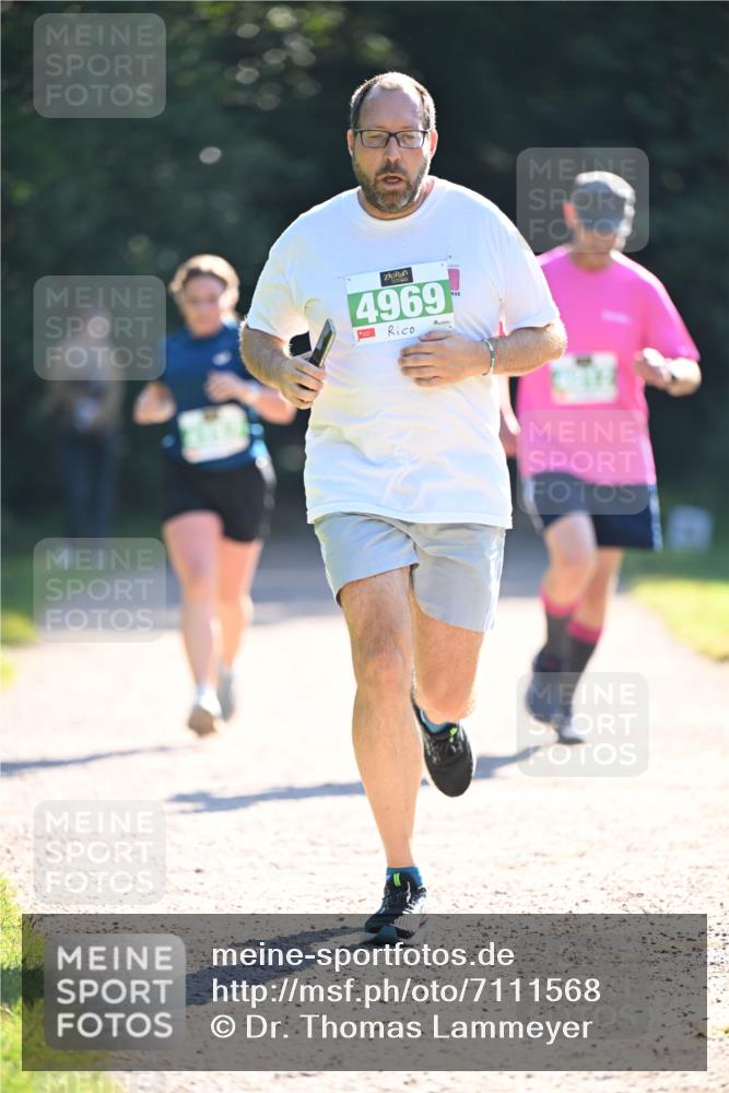 22.09.2024 - 32. Volkslauf durch das schöne Alstertal Dr. Thomas Lammeyer http://msf.ph/oto/7111568 22.09.2024 10:53:16 Laufen 4969 meine-sportfotos.de