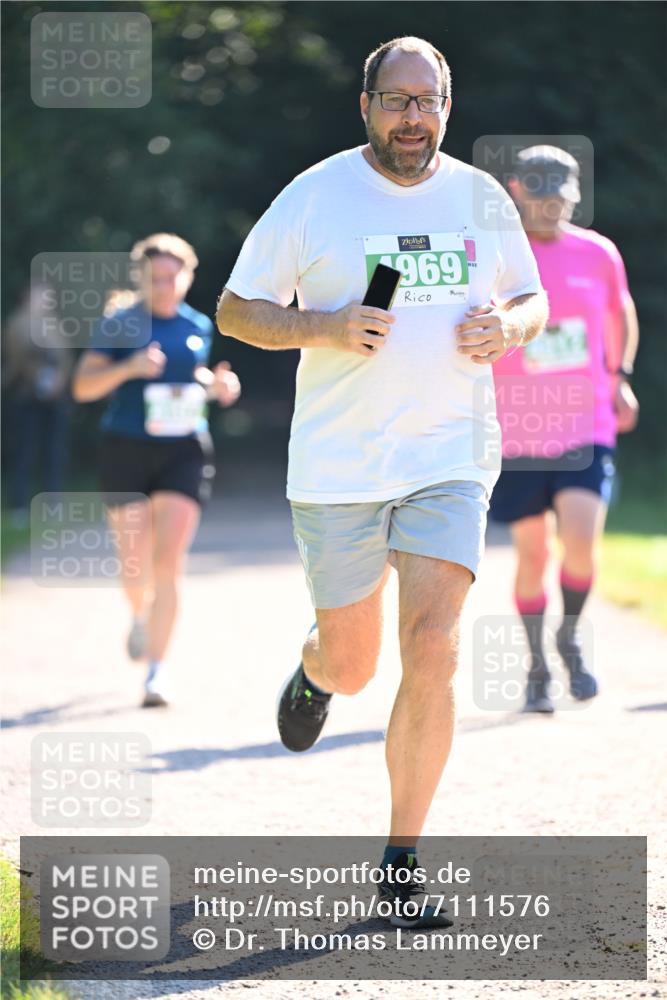 22.09.2024 - 32. Volkslauf durch das schöne Alstertal Dr. Thomas Lammeyer http://msf.ph/oto/7111576 22.09.2024 10:53:16 Laufen 969 meine-sportfotos.de