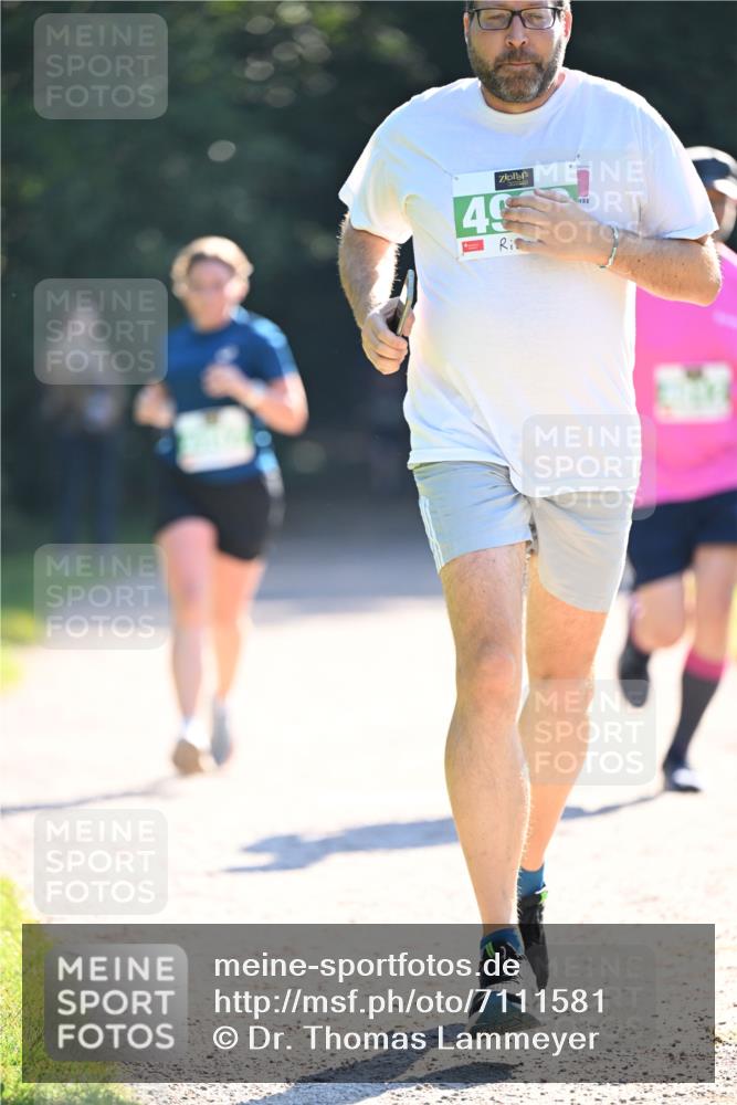 22.09.2024 - 32. Volkslauf durch das schöne Alstertal Dr. Thomas Lammeyer http://msf.ph/oto/7111581 22.09.2024 10:53:16 Laufen 49 meine-sportfotos.de