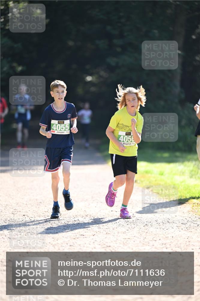 22.09.2024 - 32. Volkslauf durch das schöne Alstertal Dr. Thomas Lammeyer http://msf.ph/oto/7111636 22.09.2024 10:53:31 Laufen 4055, 4056 meine-sportfotos.de