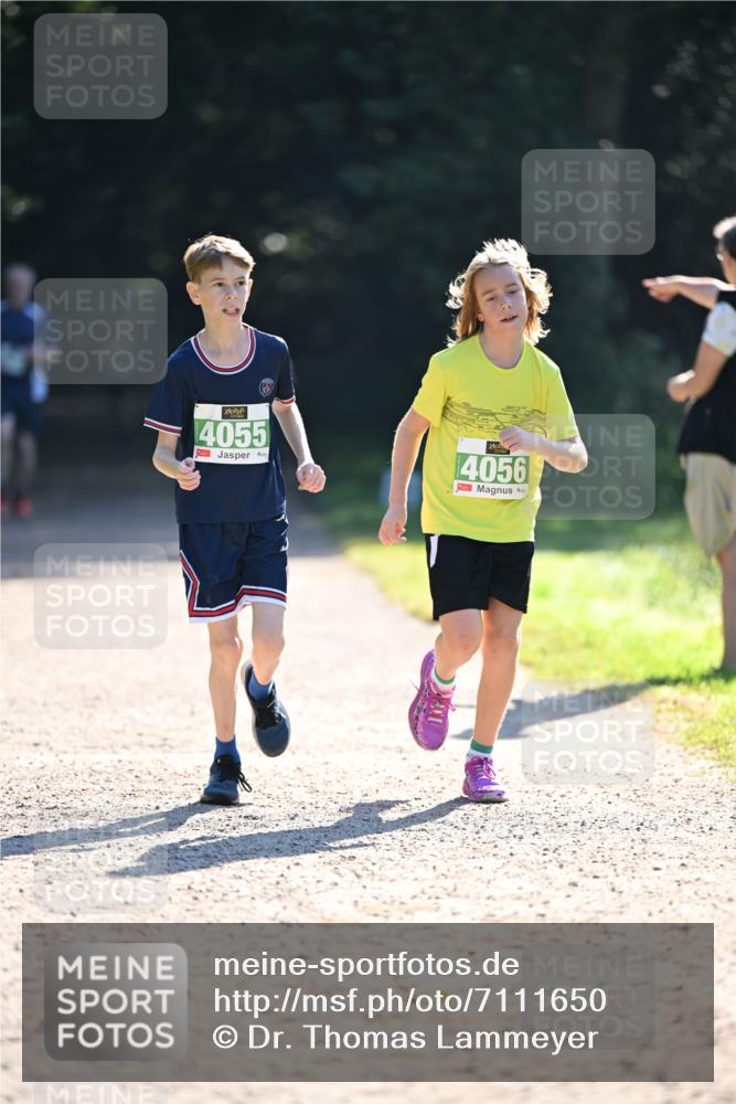 22.09.2024 - 32. Volkslauf durch das schöne Alstertal Dr. Thomas Lammeyer http://msf.ph/oto/7111650 22.09.2024 10:53:32 Laufen 4055, 4056 meine-sportfotos.de