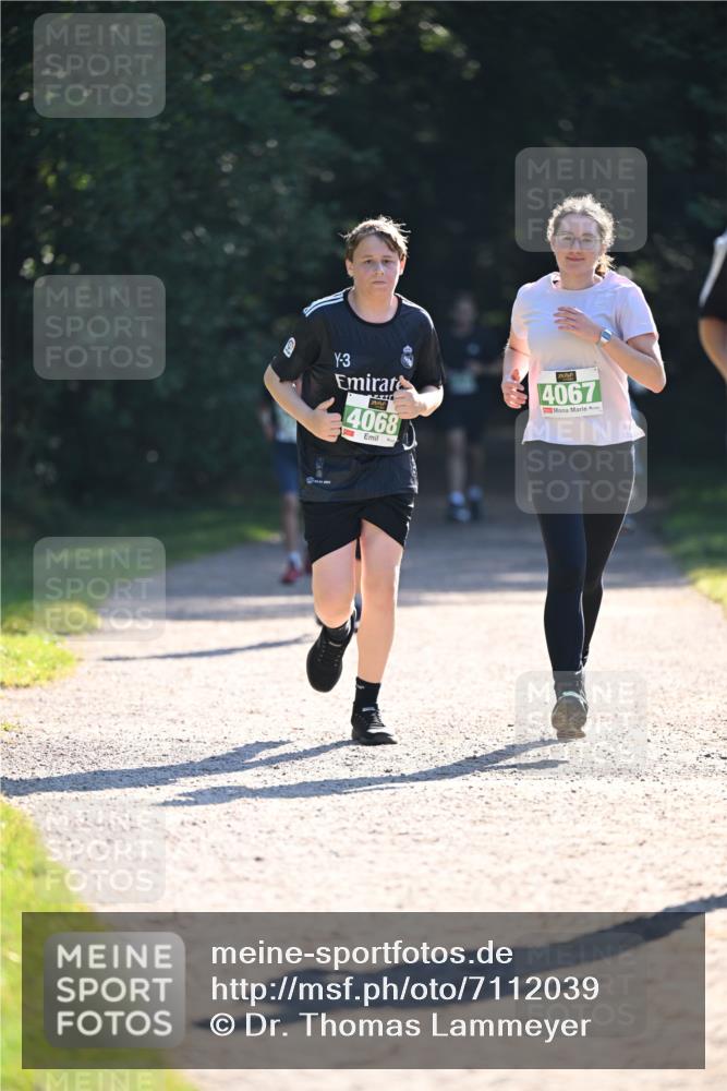22.09.2024 - 32. Volkslauf durch das schöne Alstertal Dr. Thomas Lammeyer http://msf.ph/oto/7112039 22.09.2024 10:54:33 Laufen 3, 4068, 4067 meine-sportfotos.de