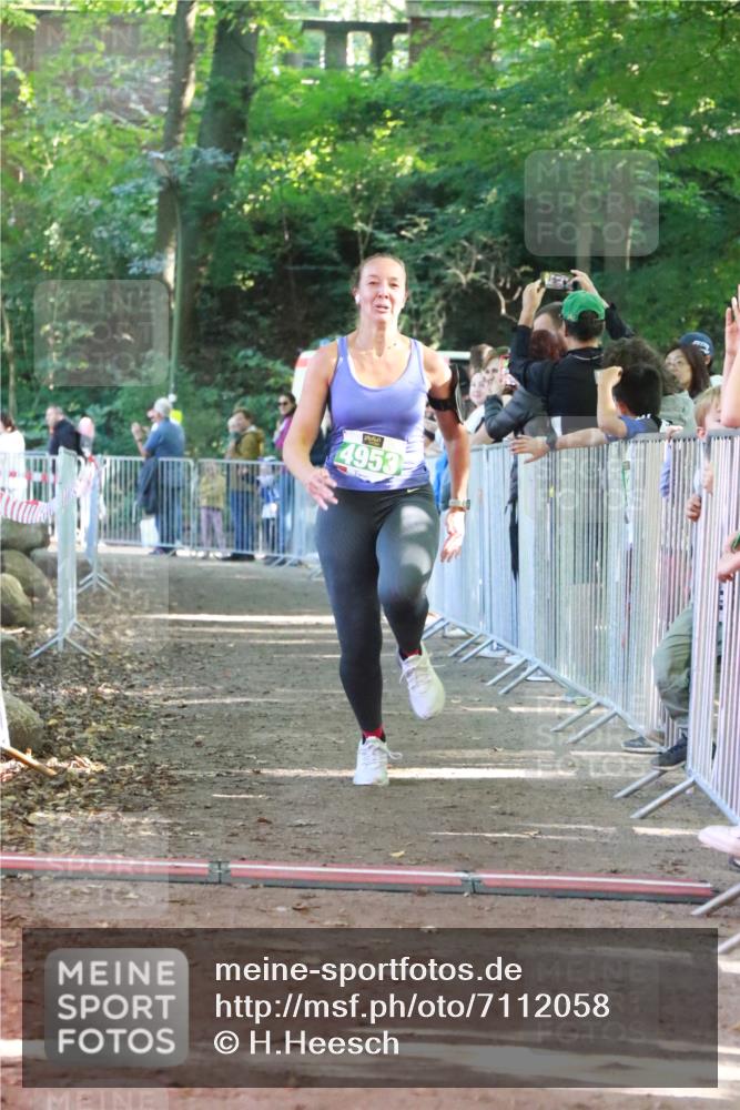 22.09.2024 - 32. Volkslauf durch das schöne Alstertal H.Heesch http://msf.ph/oto/7112058 22.09.2024 10:55:55 Ziel 4164, 4953 meine-sportfotos.de