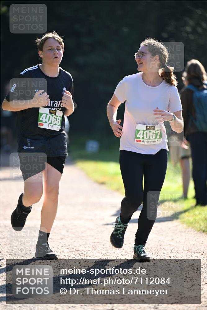 22.09.2024 - 32. Volkslauf durch das schöne Alstertal Dr. Thomas Lammeyer http://msf.ph/oto/7112084 22.09.2024 10:54:35 Laufen 4068, 4067 meine-sportfotos.de