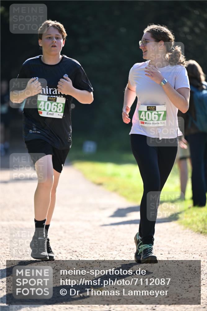 22.09.2024 - 32. Volkslauf durch das schöne Alstertal Dr. Thomas Lammeyer http://msf.ph/oto/7112087 22.09.2024 10:54:35 Laufen 4068, 4067 meine-sportfotos.de