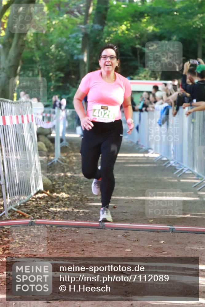 22.09.2024 - 32. Volkslauf durch das schöne Alstertal H.Heesch http://msf.ph/oto/7112089 22.09.2024 10:56:08 Ziel 4026, 4964 meine-sportfotos.de